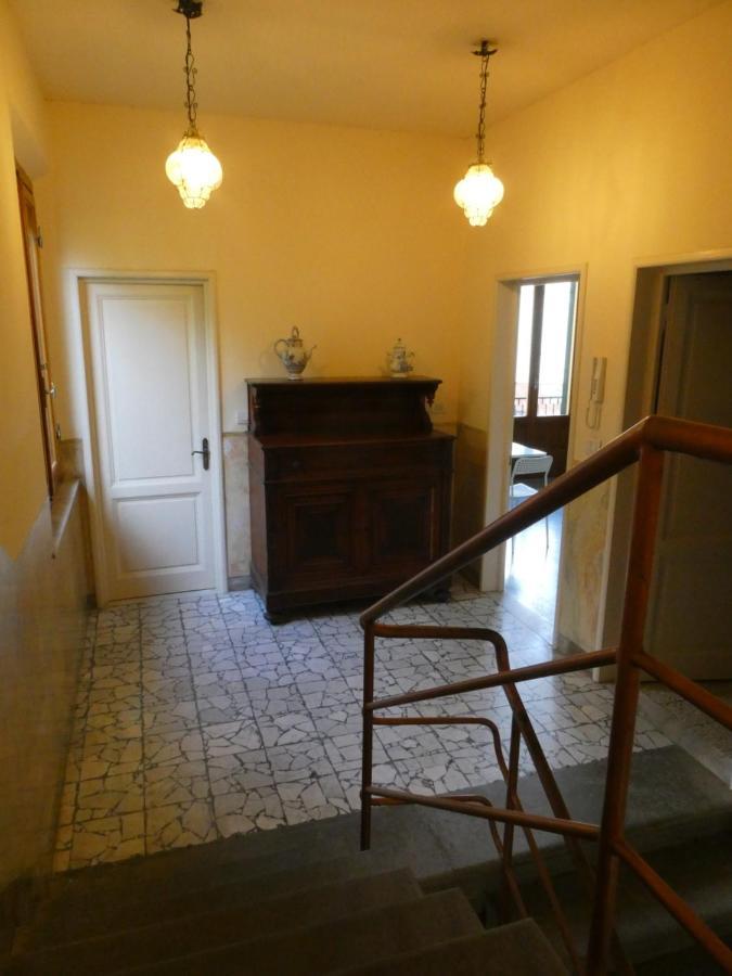 Casa Storica E Confortevole Empoli Bagian luar foto