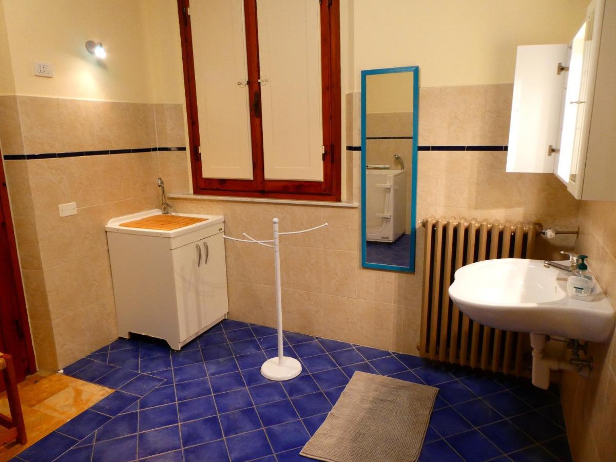 Casa Storica E Confortevole Empoli Bagian luar foto