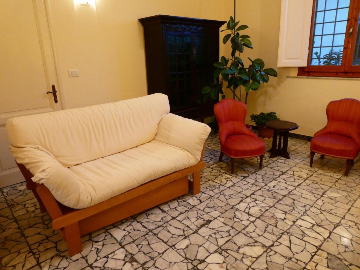 Casa Storica E Confortevole Empoli Bagian luar foto